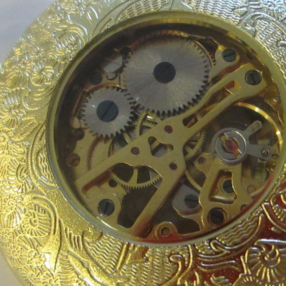 Golden Brass Filigree Geometric Winding Open Concept Pocket Watch Pendant main image 11